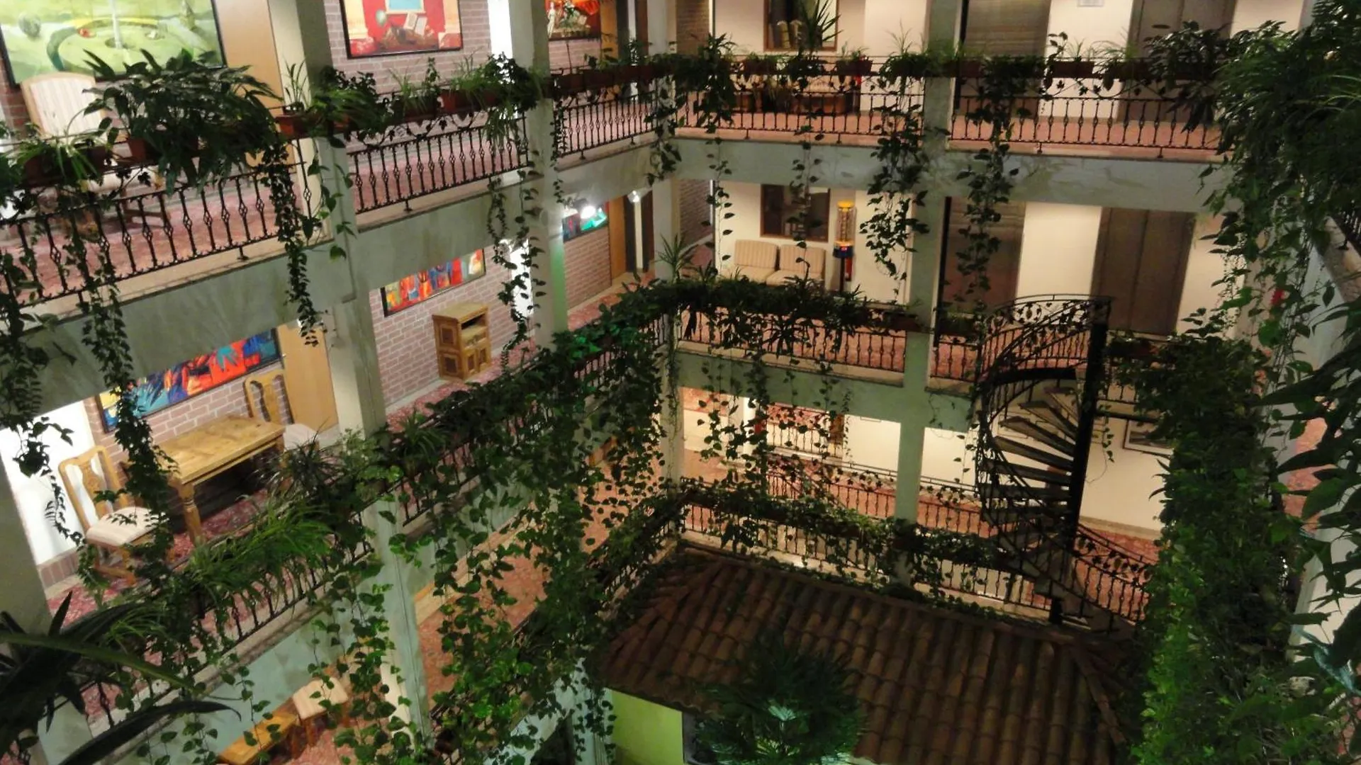 ***  Solitaire Hotel Berlin Germany