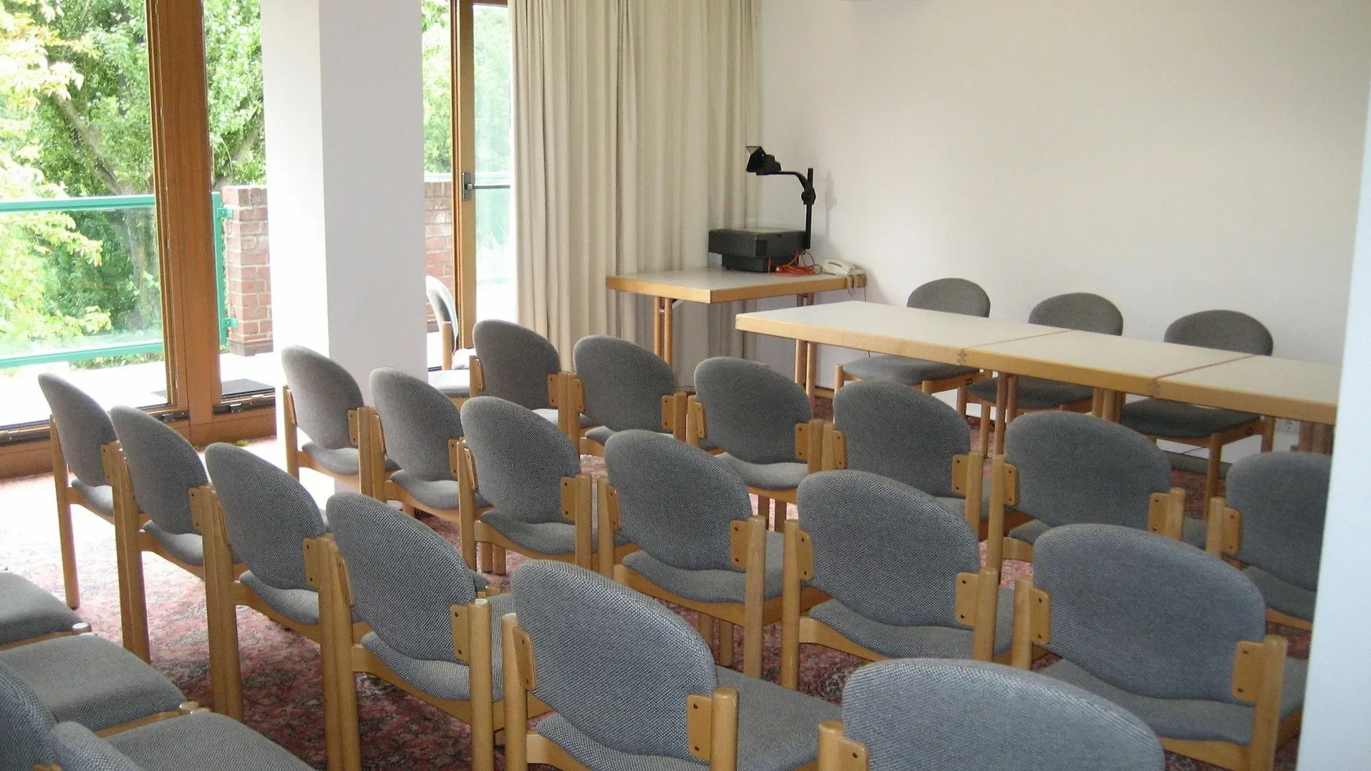 Solitaire Hotel Berlim 3*,